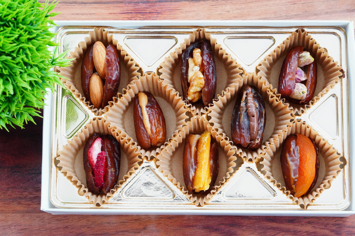 8 Dates Assortment